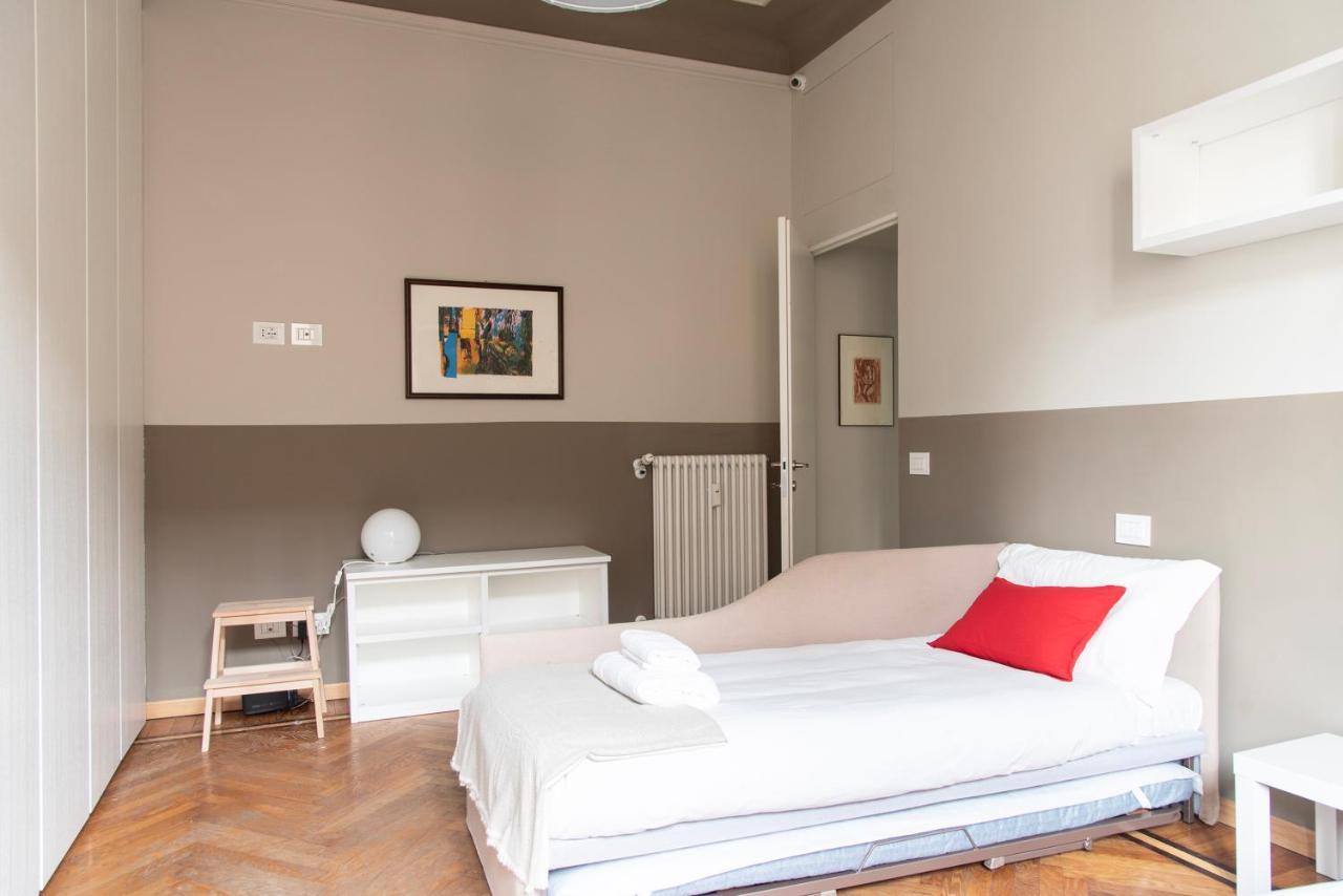 Youhosty - Quadrio 20 Apartment Милано Екстериор снимка